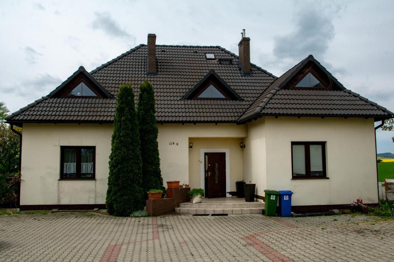 Apartamento Apasjonata Świdnica Exterior foto
